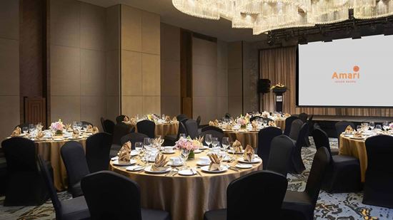 Meeting Facility Formal Dining Set-Up