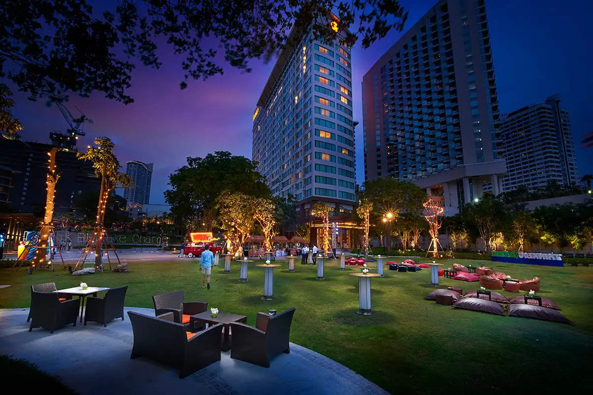 Beach Lawn & Design Space